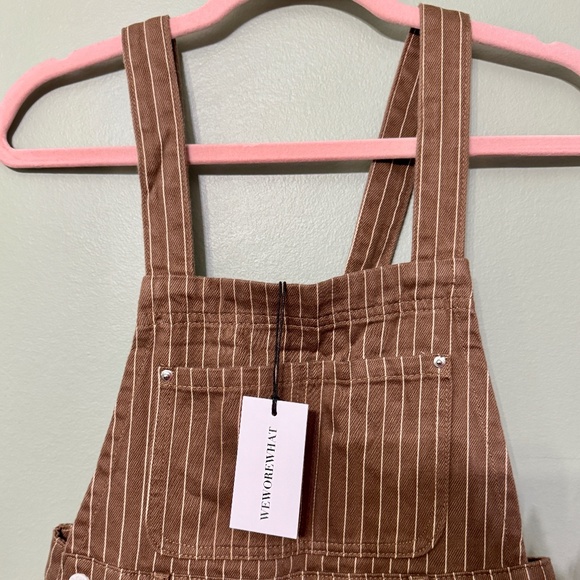 WeWoreWhat Slit Overall Short - Brown Pinstripe - Size XS - Picture 4 of 8